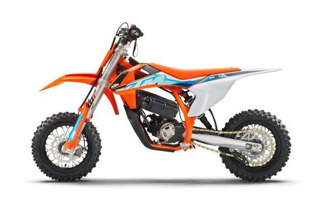 KTM добавляет SX-E 3 в свой растущий модельный ряд E-Mini