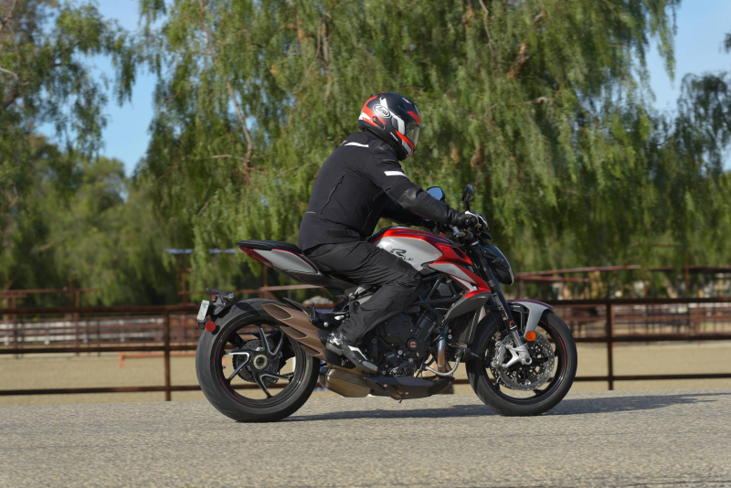 MV Agusta Brutale RR: обзор MD Ride
