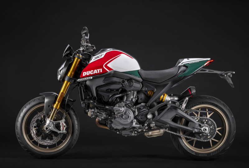 Ducati объявляет о 30-летии Monster: ограниченная серия из 500 экземпляров по всему миру