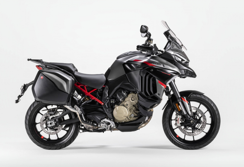 Ducati представляет Multistrada V4 S Grand Tour 2024 года