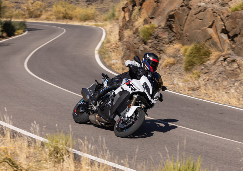 BMW модернизирует S 1000 XR Sport Tourer к 2024 году