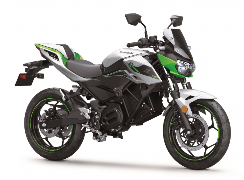 Kawasaki представляет серийные электрические мотоциклы: Ninja E-1 ABS и Z E-1 ABS