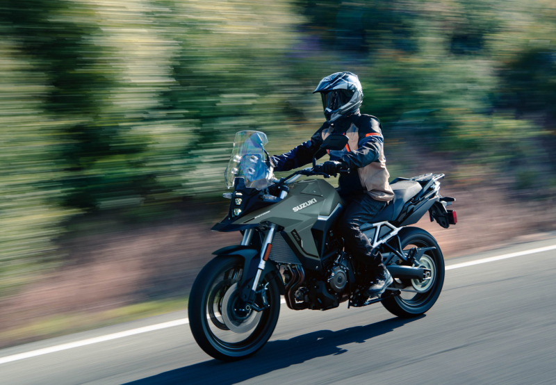 Suzuki представляет ориентированные на улицы V-Strom 800 и 800 Touring