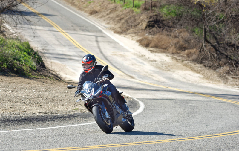 Aprilia Tuono 660 Factory 2023 года: обзор MD Ride