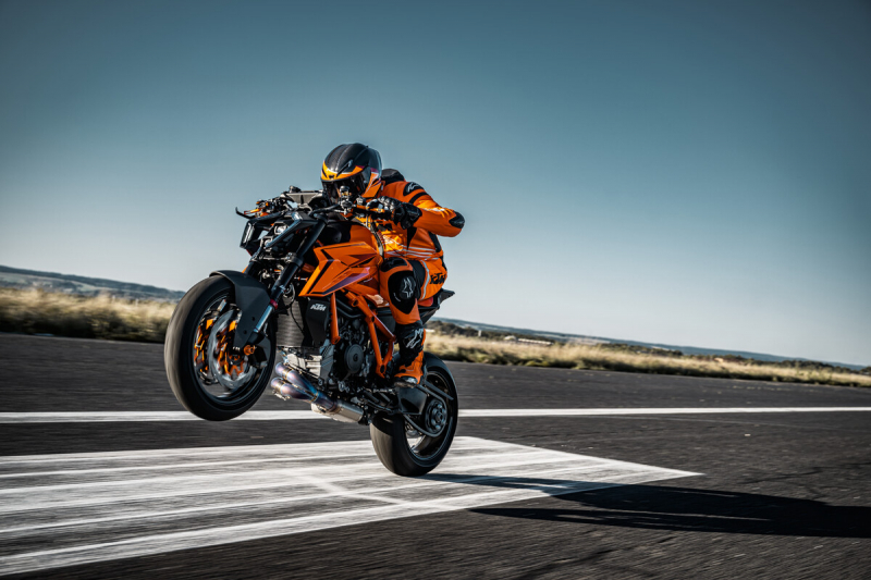 KTM представляет 1390 Super Duke R Evo 2024 года