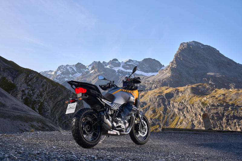 Moto Guzzi представляет совершенно новый Stelvio 2024 года