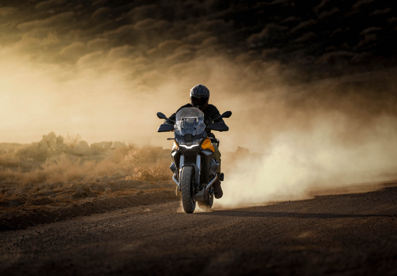 Moto Guzzi представляет совершенно новый Stelvio 2024 года