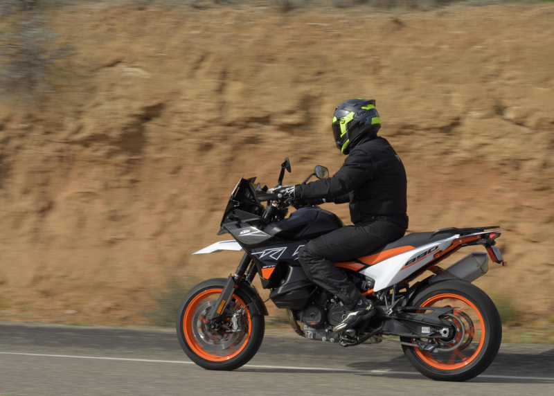 KTM 890 SMT 2024 года (модель для США): обзор MD Ride