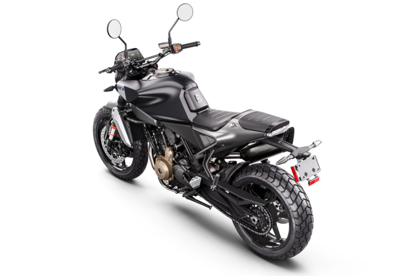Husqvarna представляет Svartpilen 801 2024 года: универсальный мотоцикл стандартного типа с параллельным сдвоенным двигателем