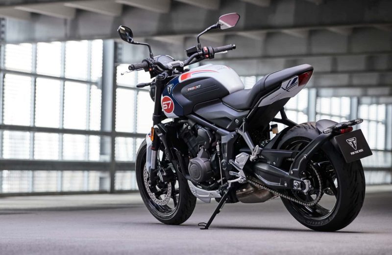 Triumph представляет специальную версию Trident 660 Tribute