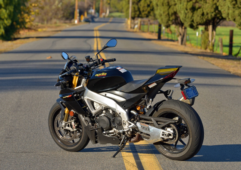 Aprilia Tuono V4 Factory: обзор MD Ride