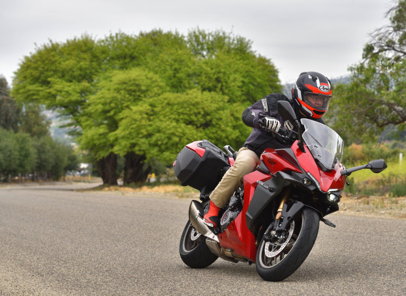 Suzuki GSX-S1000GT+ 2024 года: обзор MD Ride
