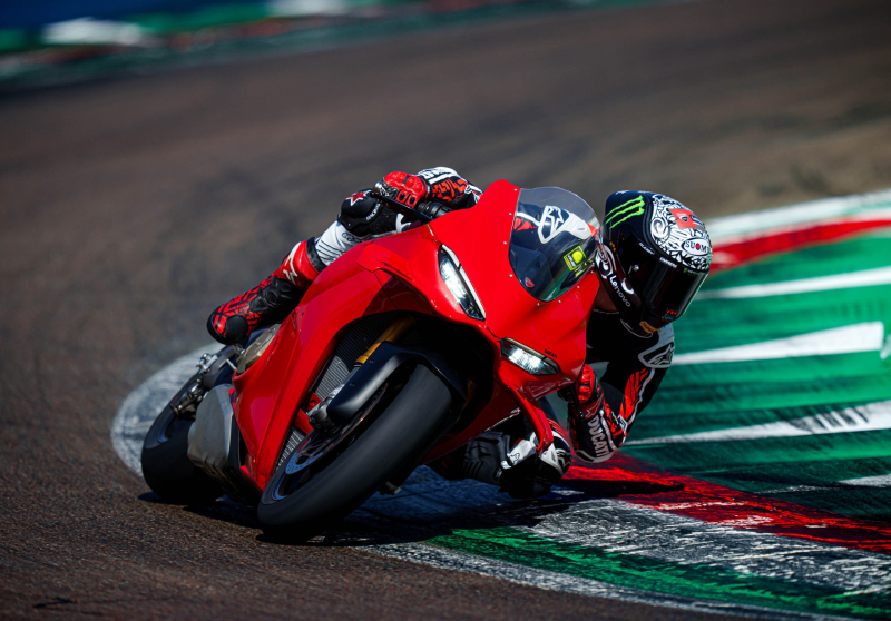 Ducati Panigale V4 2025 представлен со значительными изменениями