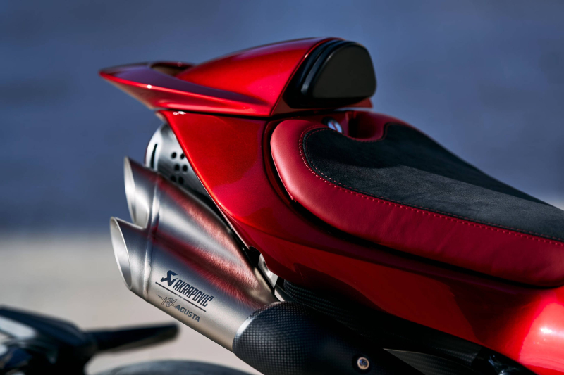 MV Agusta представляет Superveloce 1000 Serie Oro